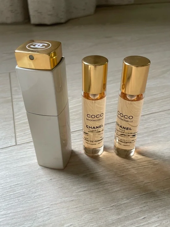 CHANEL Coco Mademoiselle Travel Spray Set ✨💛 - Picture 4 of 12
